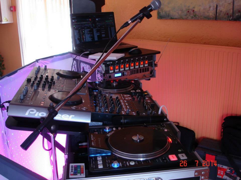 DJ matériel professionnel mariage anniversaire